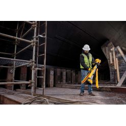 18V XR LED-ARBEJDSLAMPE PÅ TREFOD